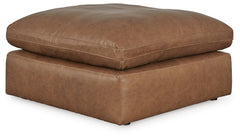 Emilia 3-Piece Sectional and 2 Ottomans