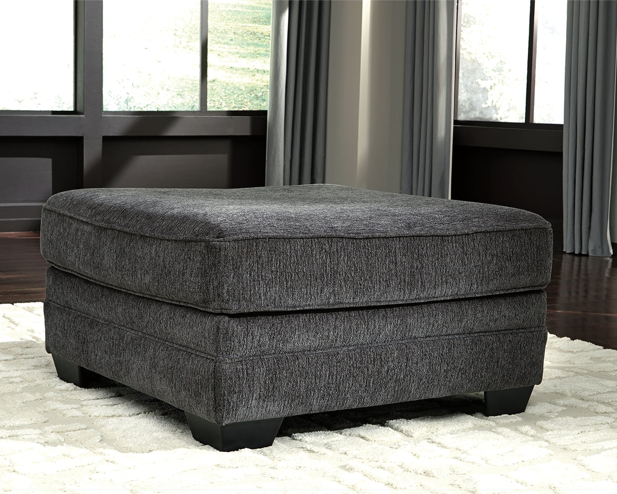J&M Furniture - Ashley Furniture - Tracling Oversized Ottoman - Oversized Accent Ottoman - 7260008
