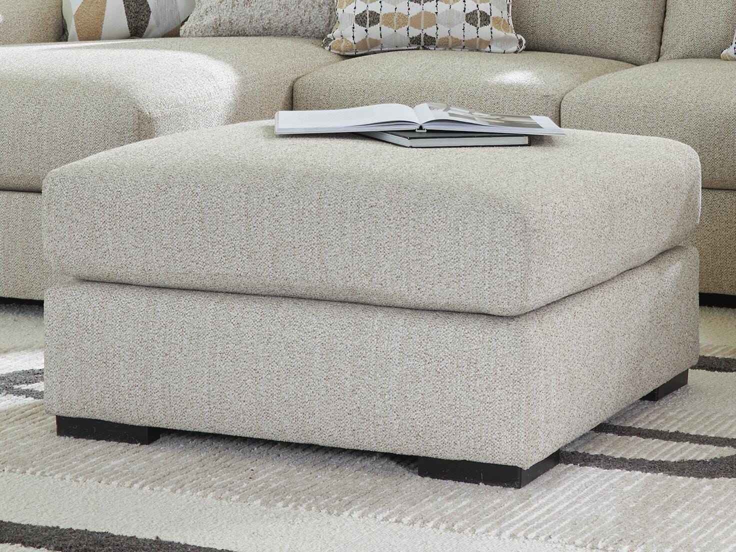 J&M Furniture - Ashley Furniture - Laurelgrove Oversized Accent Ottoman - Oversized Accent Ottoman - 7510508