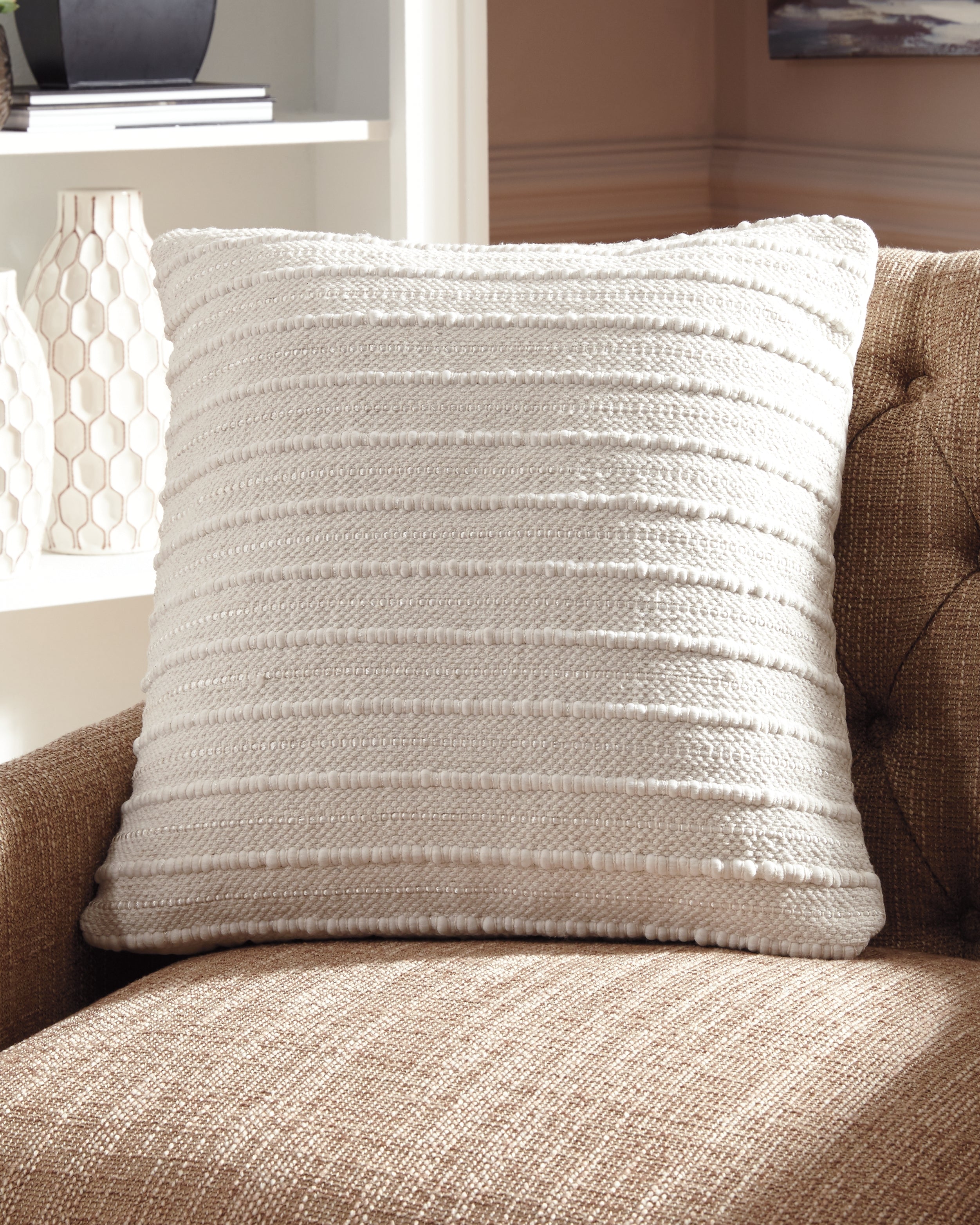 J&M Furniture - Ashley Furniture - Theban Pillow (Set of 4) - Pillow (4/CS) - A1000454