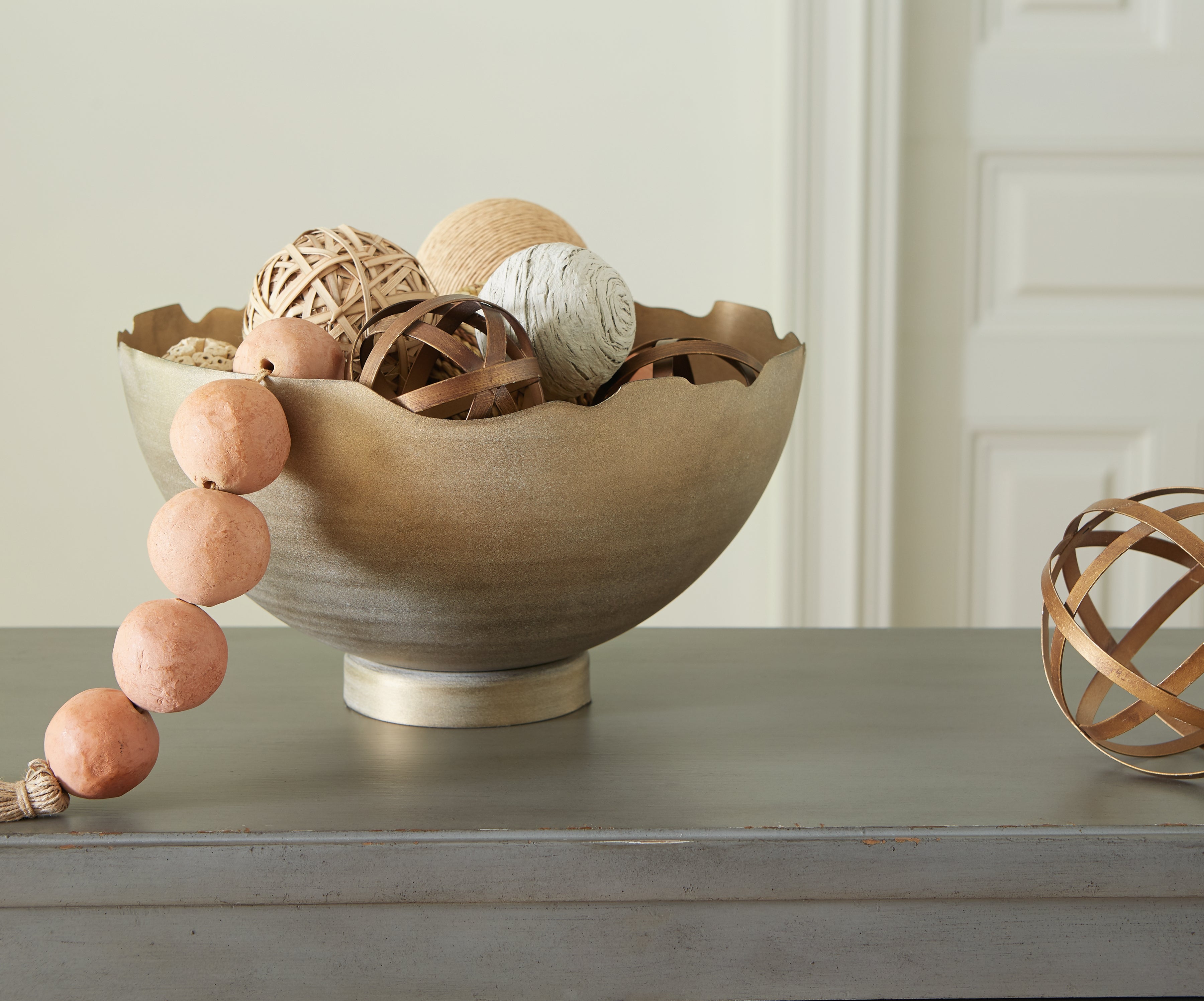 J&M Furniture - Ashley Furniture - Maura Bowl - Bowl - A2000594