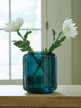 J&M Furniture - Ashley Furniture - Inisland Vase - Vase - A2000797