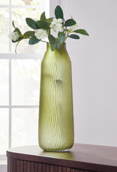 J&M Furniture - Ashley Furniture - Scottyard Vase - Vase - A2900009