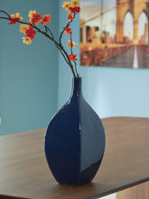 J&M Furniture - Ashley Furniture - Abtinson Vase - Vase - A2900032