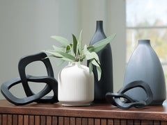 J&M Furniture - Ashley Furniture - Leithick Accessory Set (Set of 5) - Accessory Set (5/CN) - A2C00211