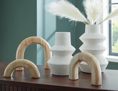 J&M Furniture - Ashley Furniture - Maddwarth Accessory Set (Set of 5) - Accessory Set (5/CN) - A2C00214