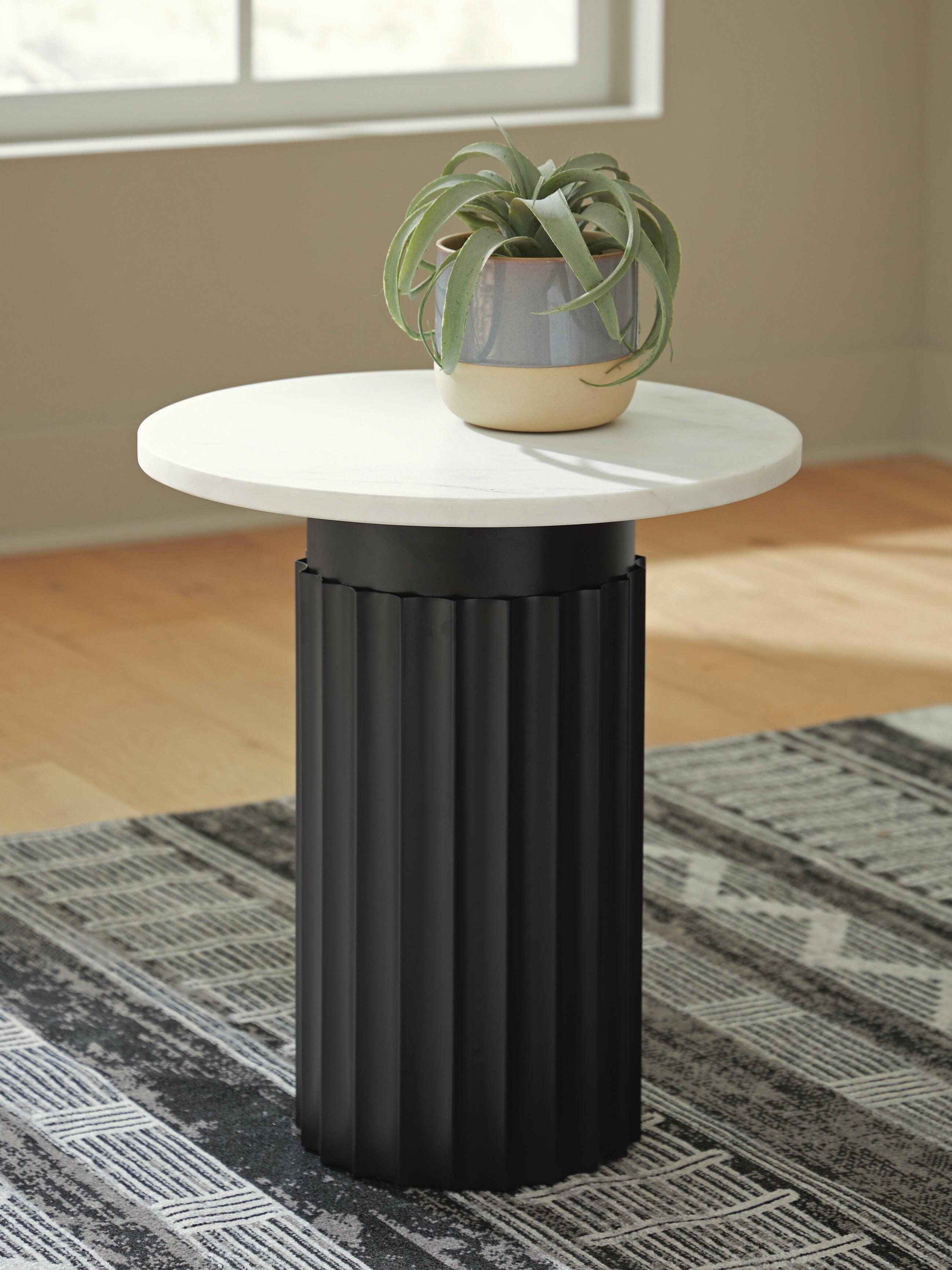 J&M Furniture - Ashley Furniture - Wainstone Accent Table - Accent Table - A4000724