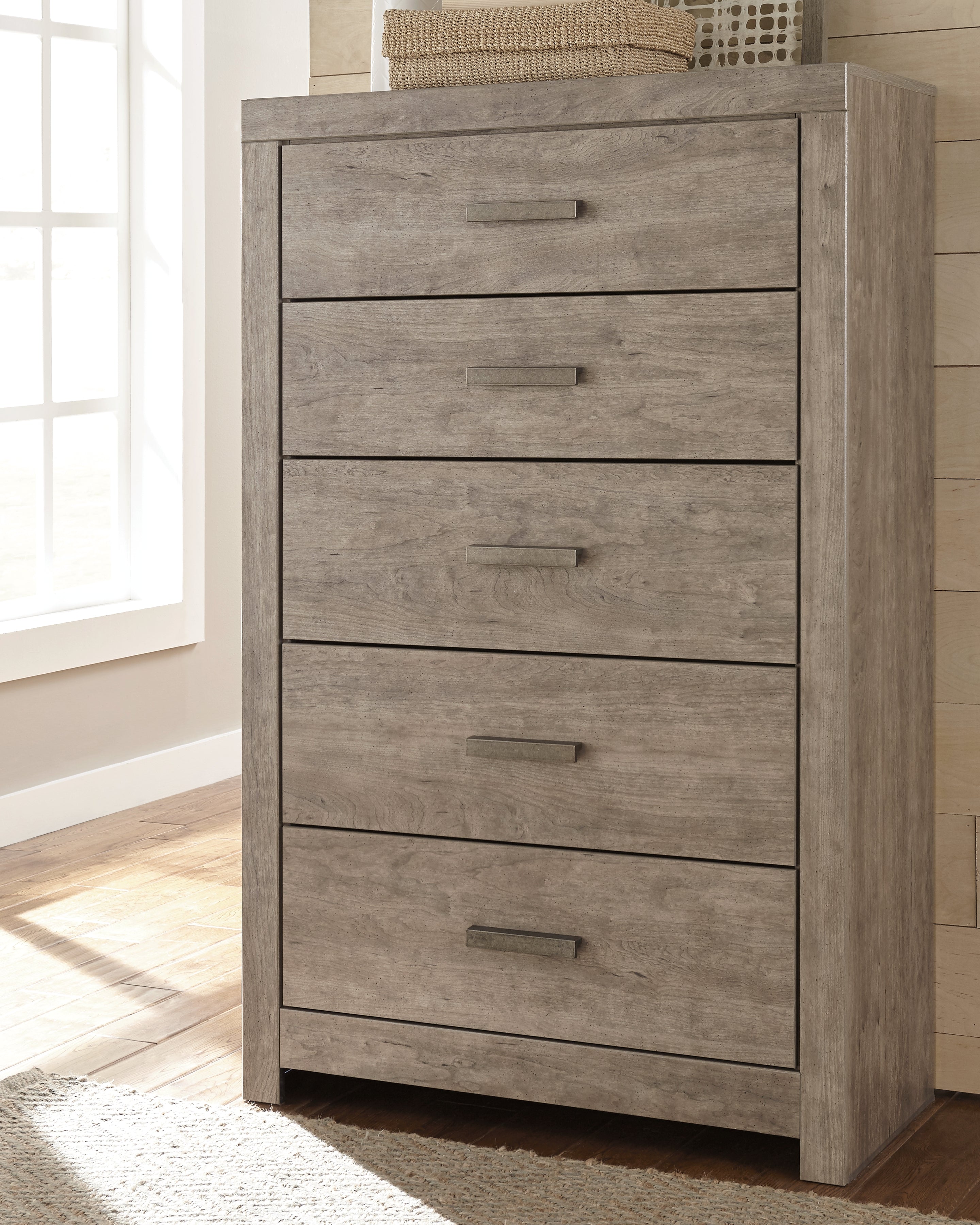J&M Furniture - Ashley Furniture - Culverbach Chest of Drawers - Five Drawer Chest - B070-46