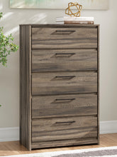 J&M Furniture - Ashley Furniture - Elbrim Chest of Drawers - Five Drawer Chest - PCB2005-46