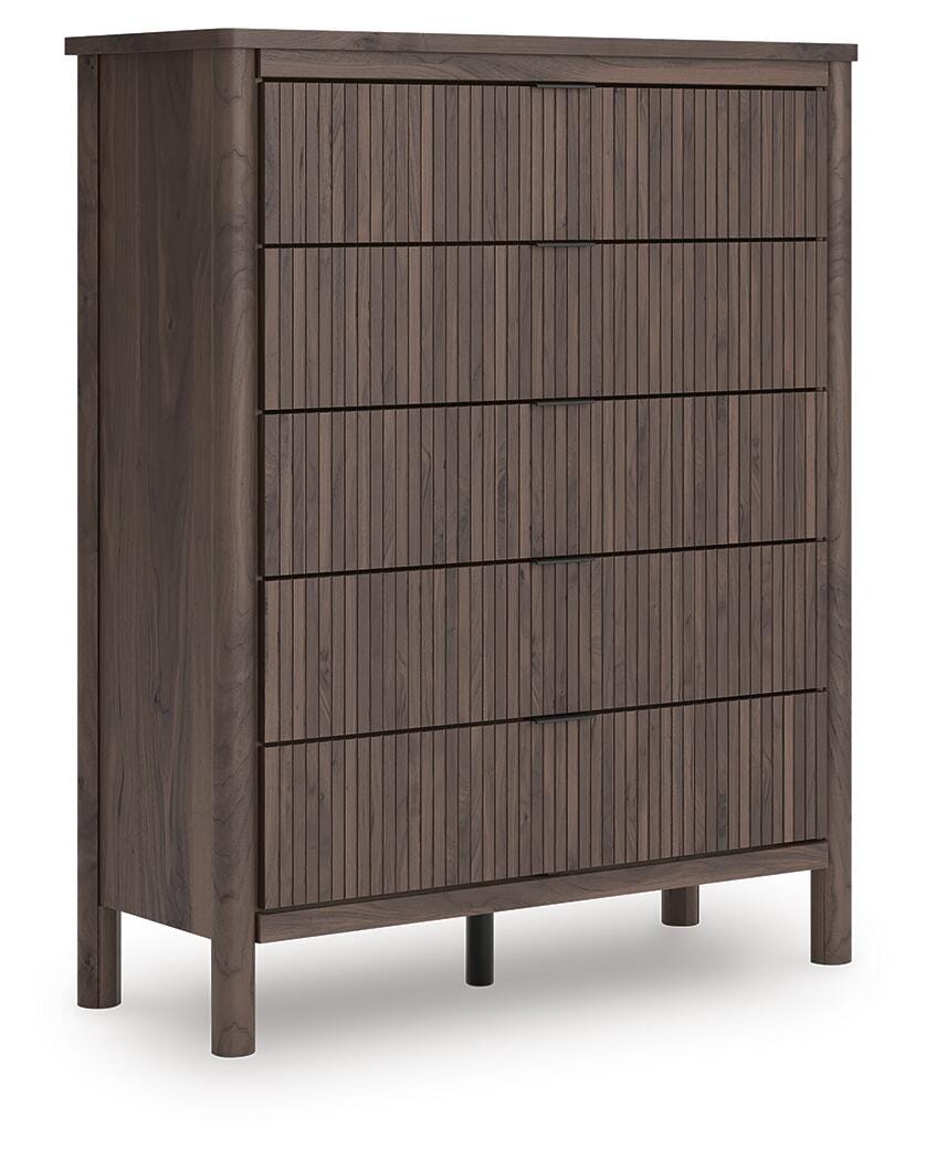 J&M Furniture - Ashley Furniture - Pamytta Wide Chest of Drawers - Five Drawer Wide Chest / Brown - PCB2614-46