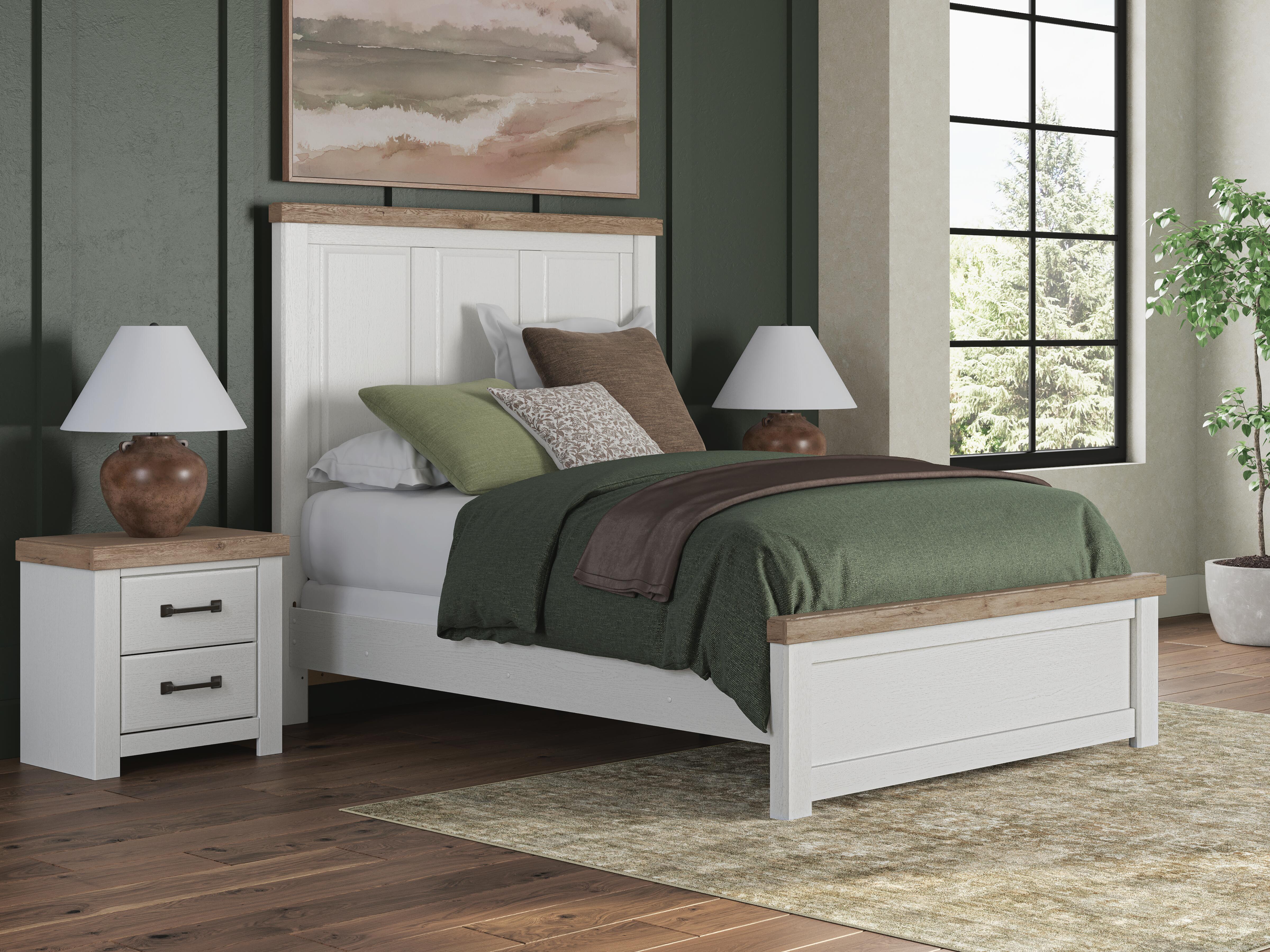 J&M Furniture - Ashley Furniture - Savonport Queen Panel Bed - Queen Panel Bed - B4615B4