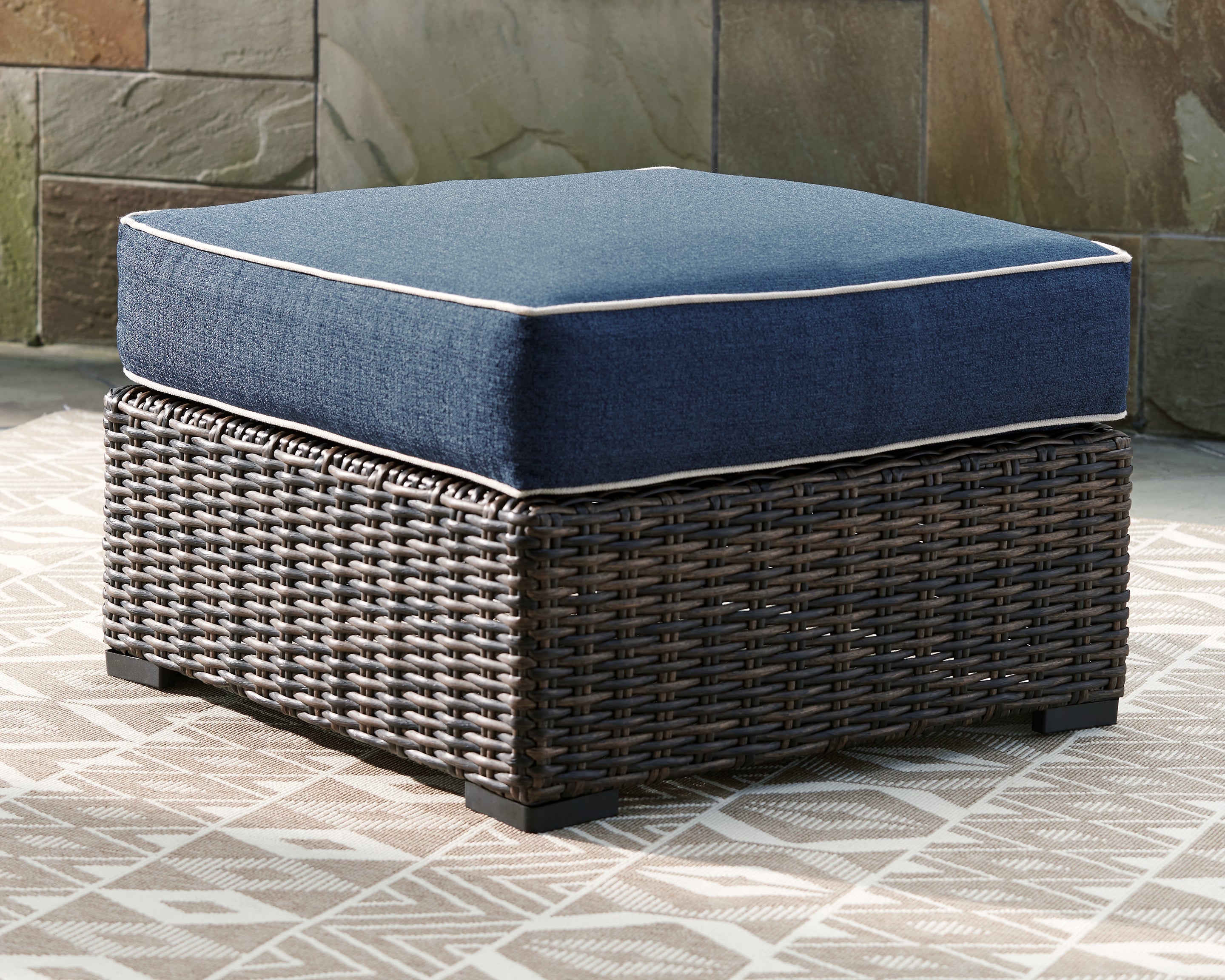 Grasson Lane Outdoor Ashley Furniture