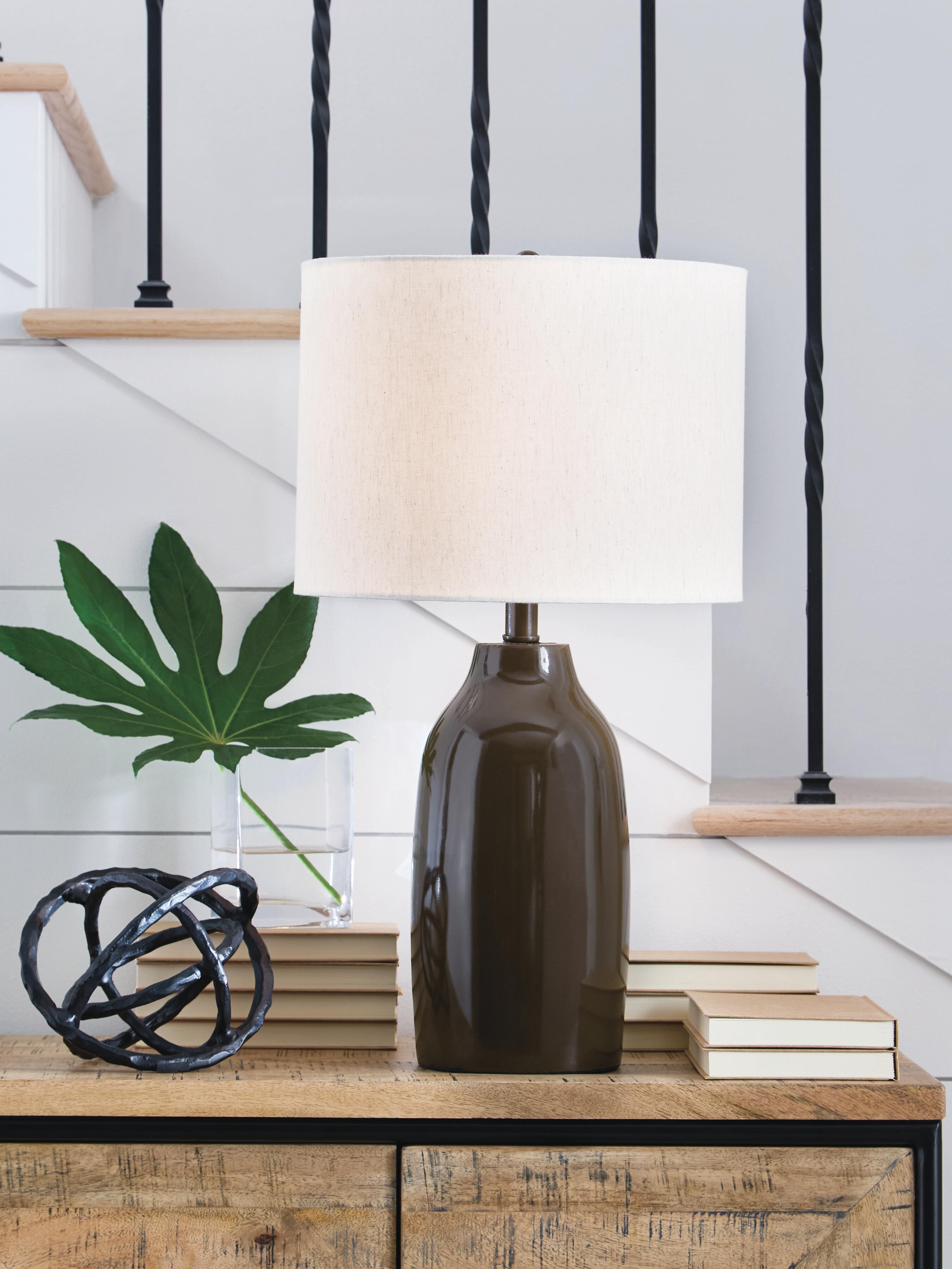 J&M Furniture - Ashley Furniture - Jyler Table Lamp - Terracotta Table Lamp (1/CN) - L100904