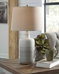 J&M Furniture - Ashley Furniture - Marnina Table Lamp (Set of 2) - Ceramic Table Lamp (Set of 2) - L121854