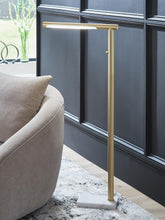 J&M Furniture - Ashley Furniture - Santiford Floor Lamp - Metal Floor Lamp (1/CN) - L206121