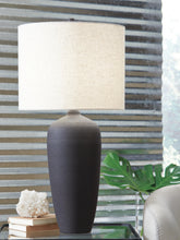 J&M Furniture - Ashley Furniture - Ryenburg Table Lamp - Metal Table Lamp (1/CN) - L207584