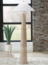 J&M Furniture - Ashley Furniture - Gasparleigh Floor Lamp - Poly Floor Lamp (1/CN) - L235811