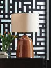 J&M Furniture - Ashley Furniture - Aaleahya Table Lamp - Glass Table Lamp (1/CN) - L430904