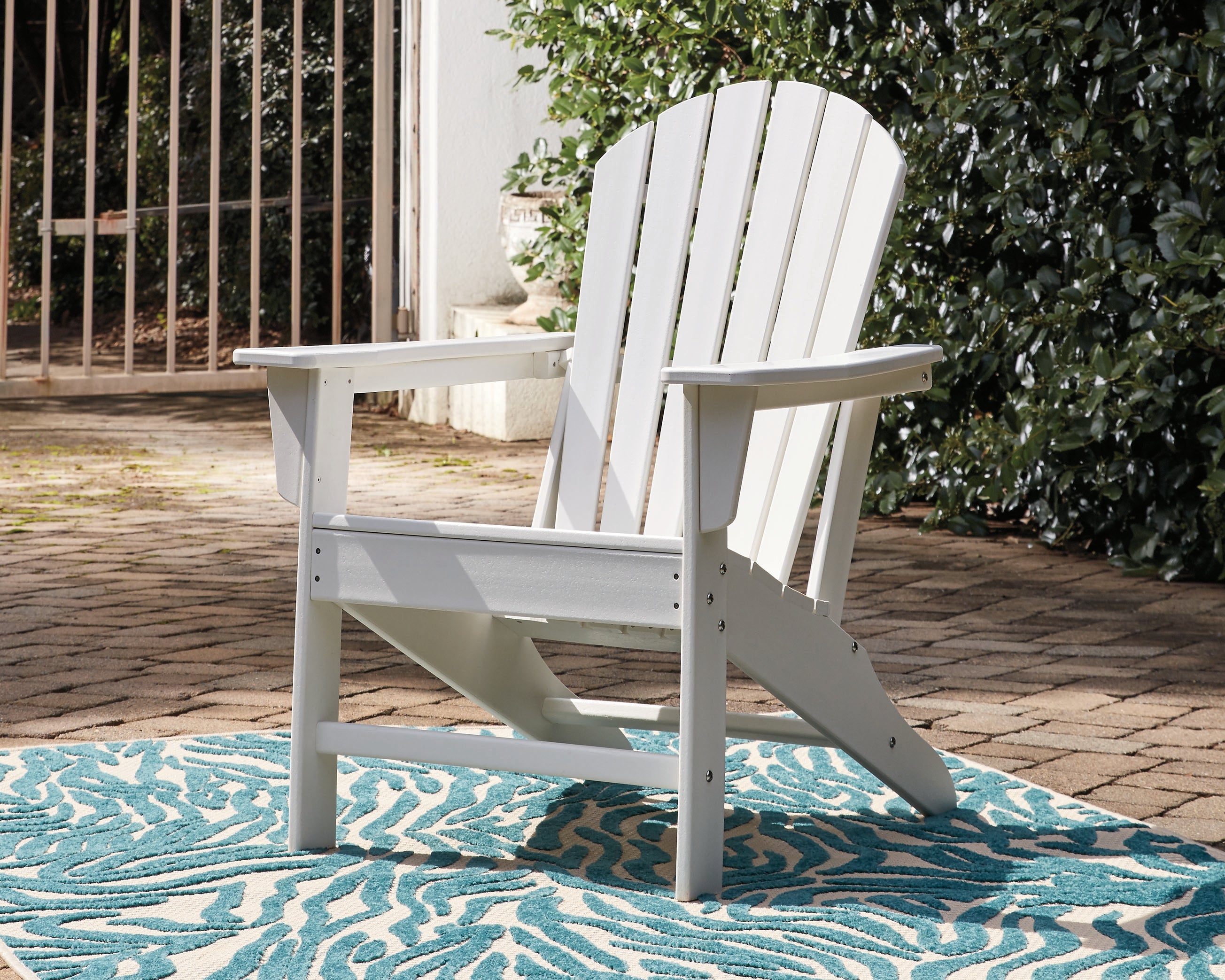 J&M Furniture - Ashley Furniture - Sundown Treasure Adirondack Chair - Adirondack Chair - P011-898