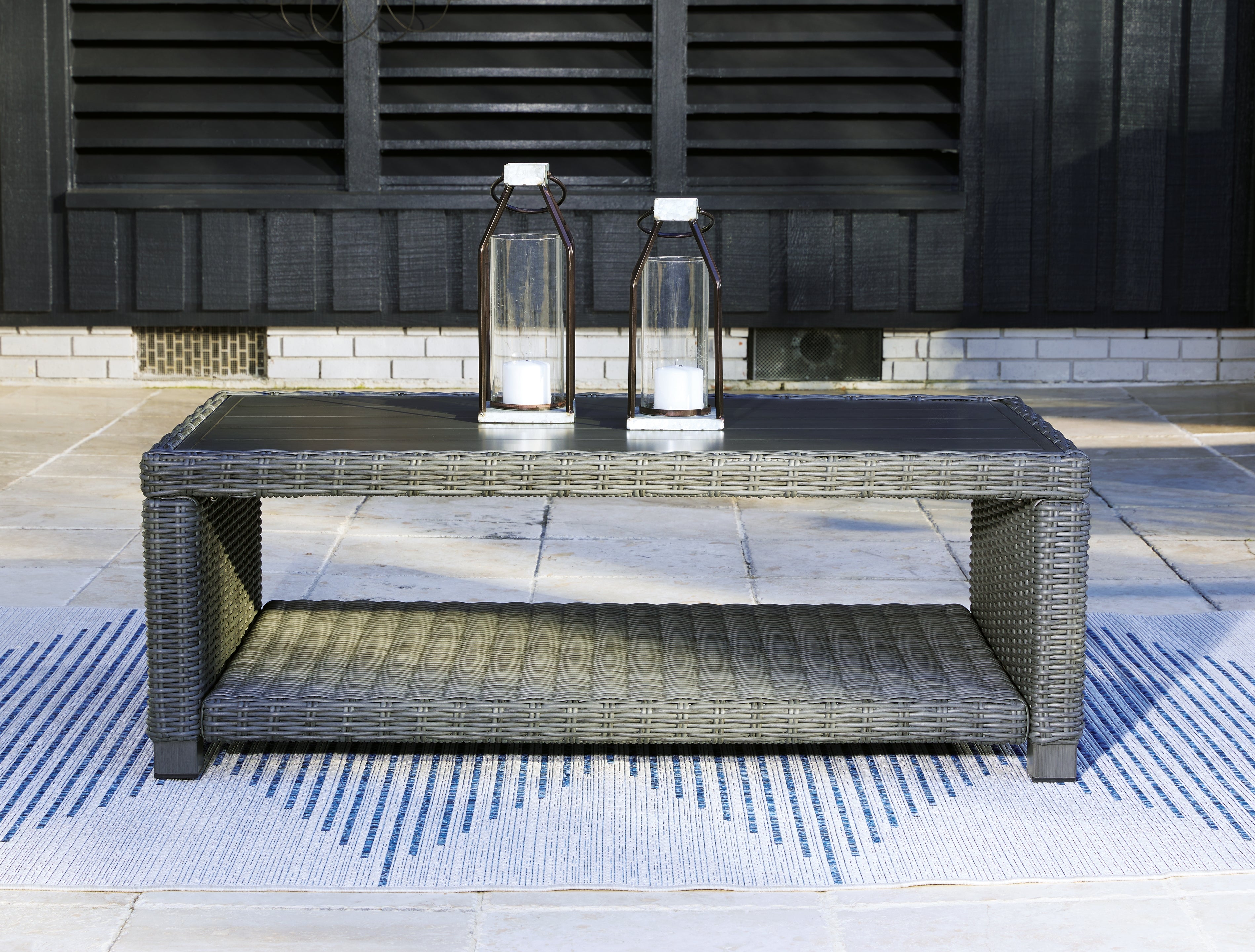 J&M Furniture - Ashley Furniture - Elite Park Outdoor Coffee Table - Rectangular Cocktail Table - P518-701