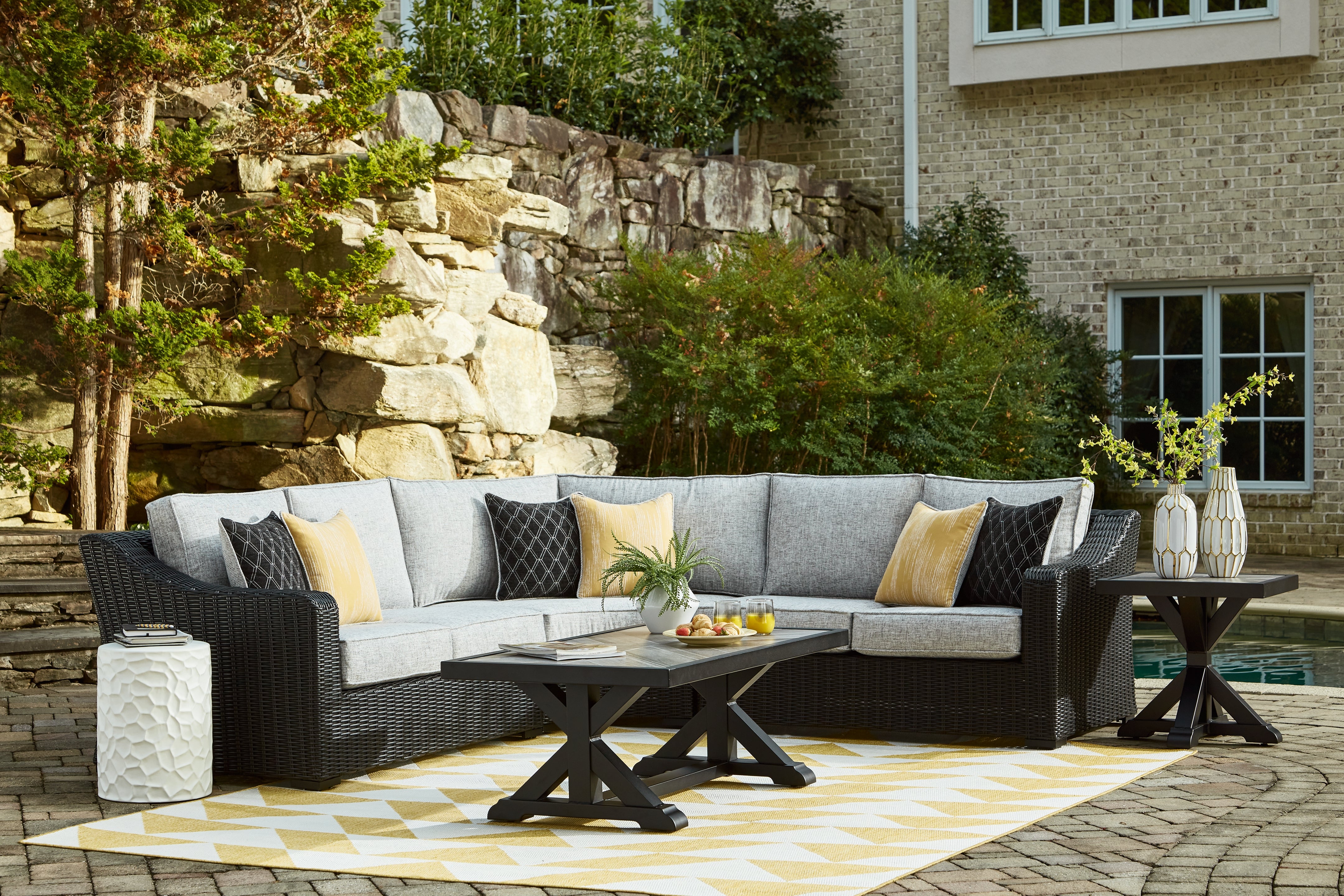 J&M Furniture - Ashley Furniture - Beachcroft 3-Piece Outdoor Sectional - 3-Piece Outdoor Sectional - P792P1