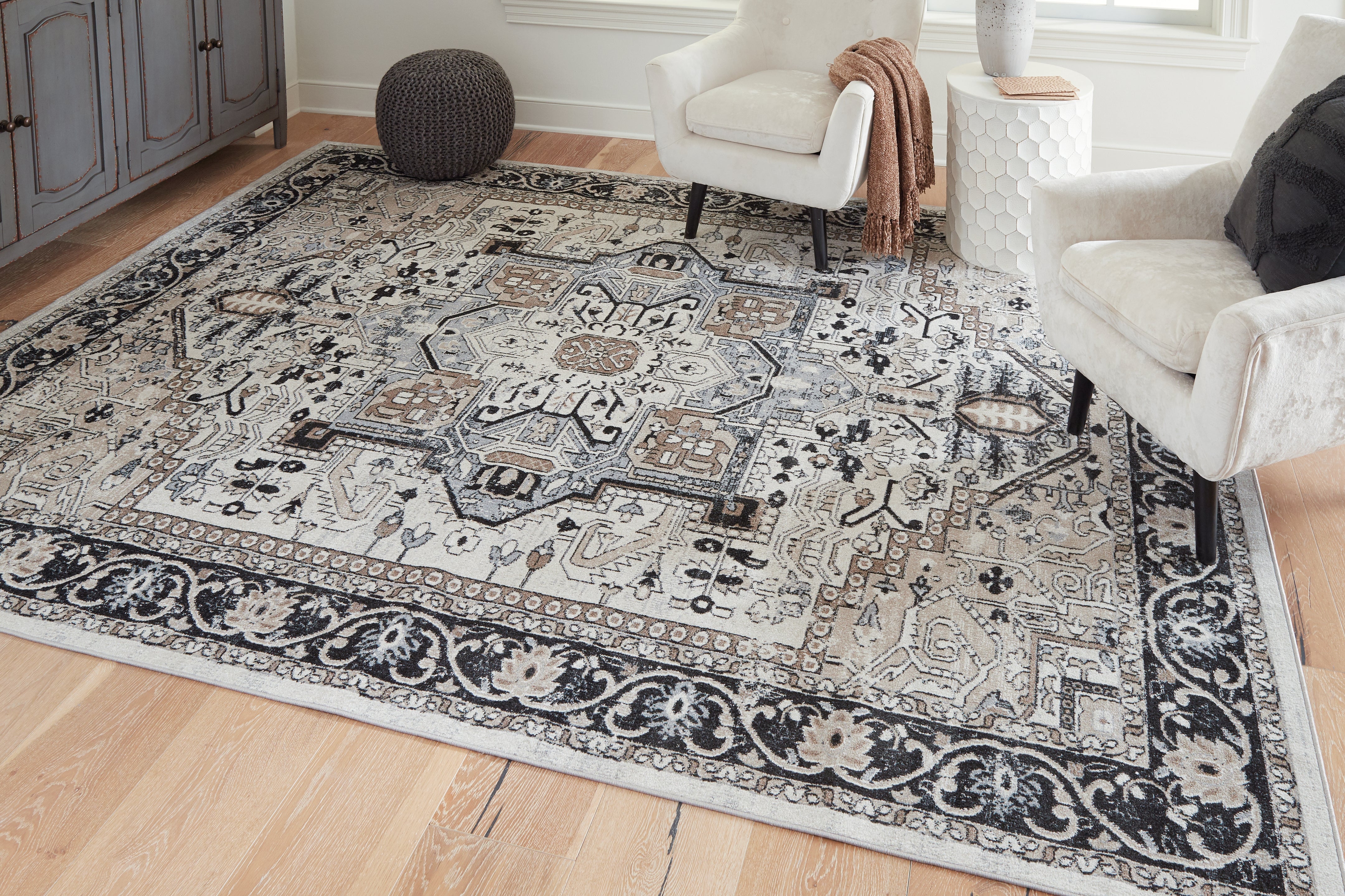 J&M Furniture - Ashley Furniture - Gregmoore 7'9" x 9'11" Washable Rug - 7'9" x 9'11" Washable Rug - R405821