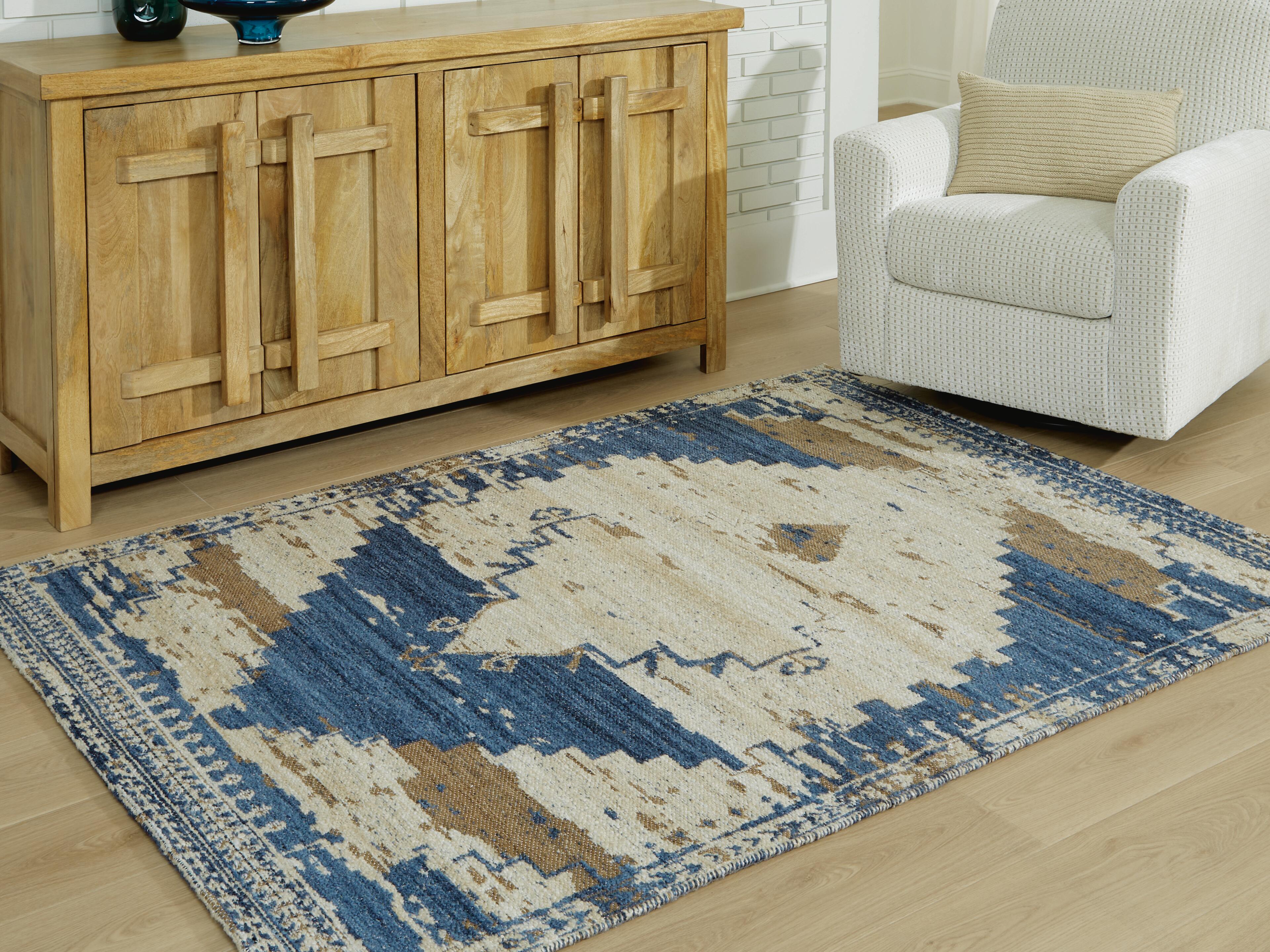 J&M Furniture - Ashley Furniture - Varnler 8' x 10' Rug - 8' x 10' Rug - R407131