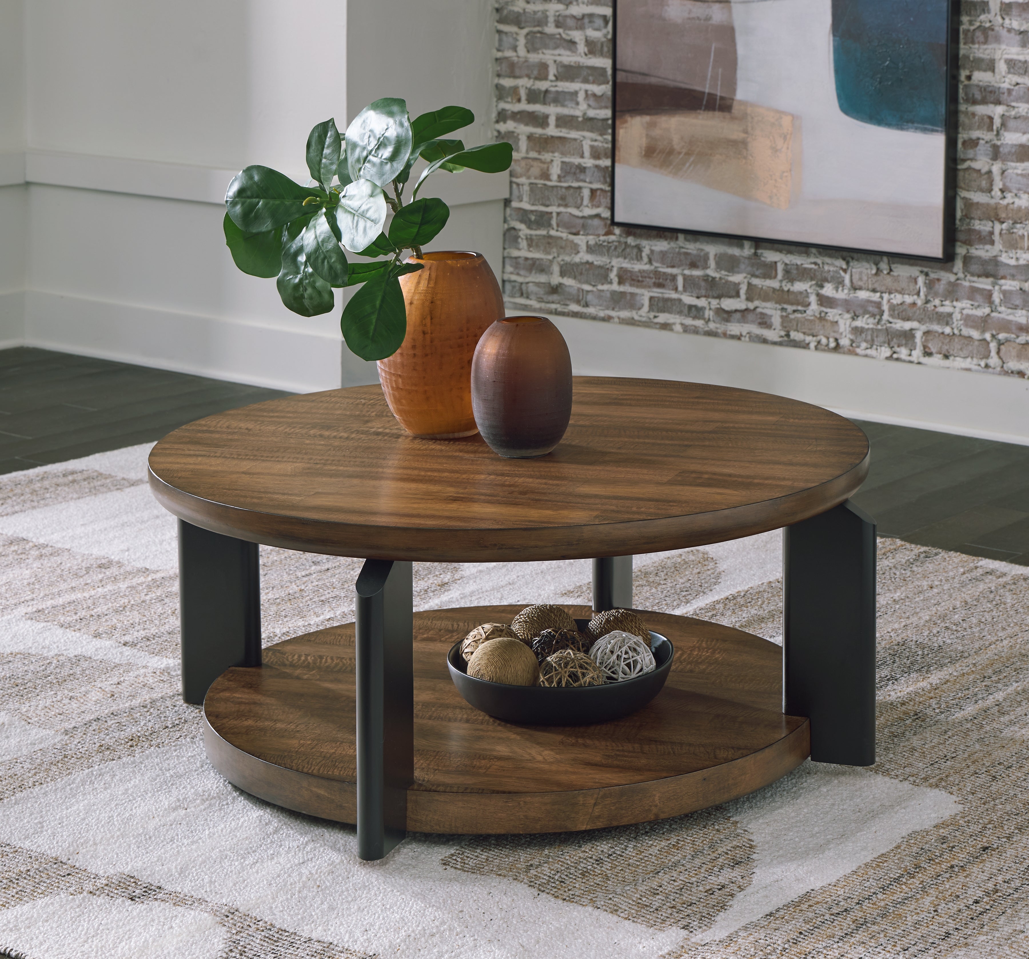 J&M Furniture - Ashley Furniture - Kraeburn Coffee Table - Round Cocktail Table - T624-8