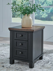 J&M Furniture - Ashley Furniture - Wildenauer Chairside End Table - Chair Side End Table - T664-7