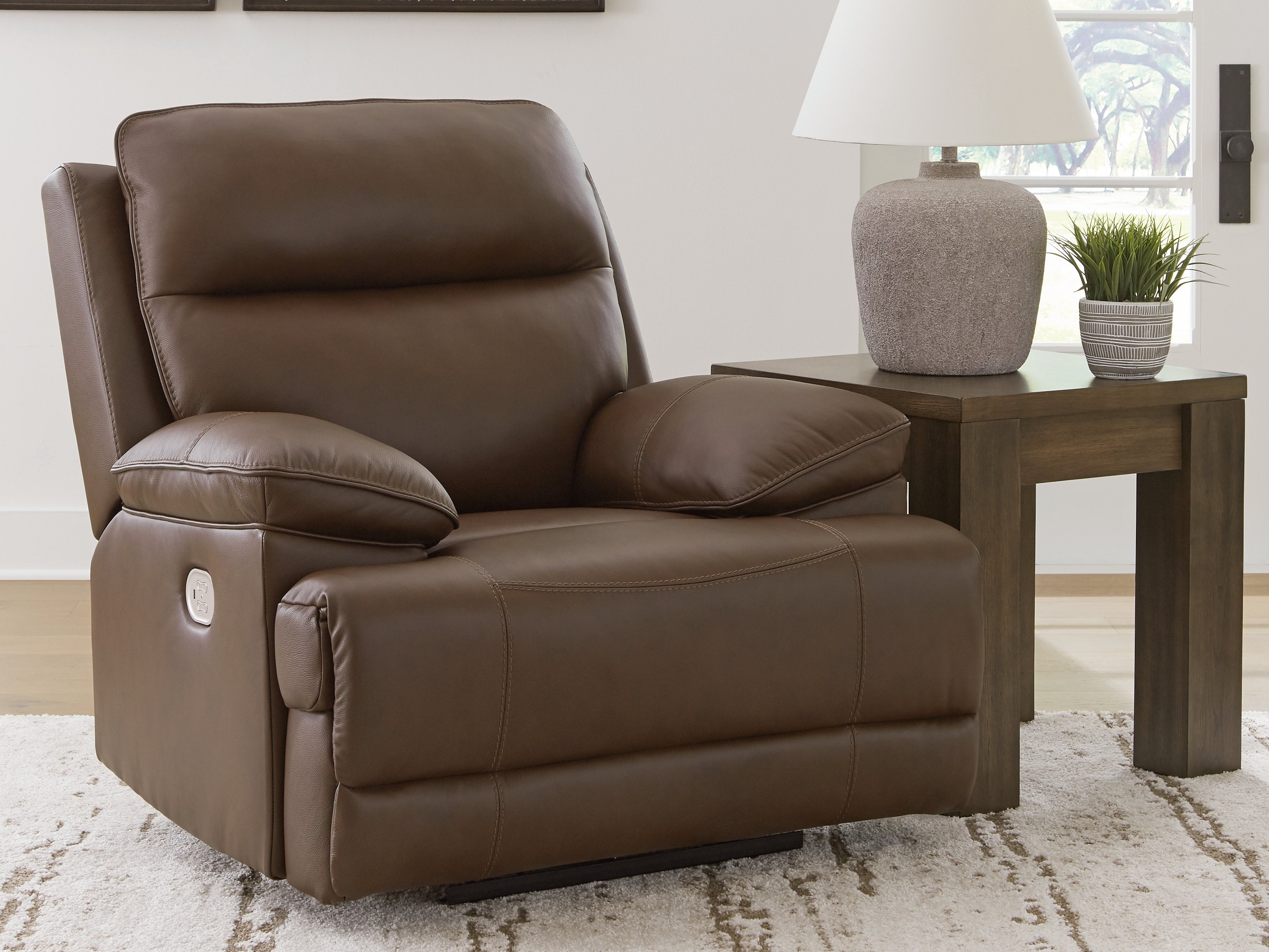 J&M Furniture - Ashley Furniture - VonRyan Power Recliner - PWR Recliner/ADJ Headrest - U1040013