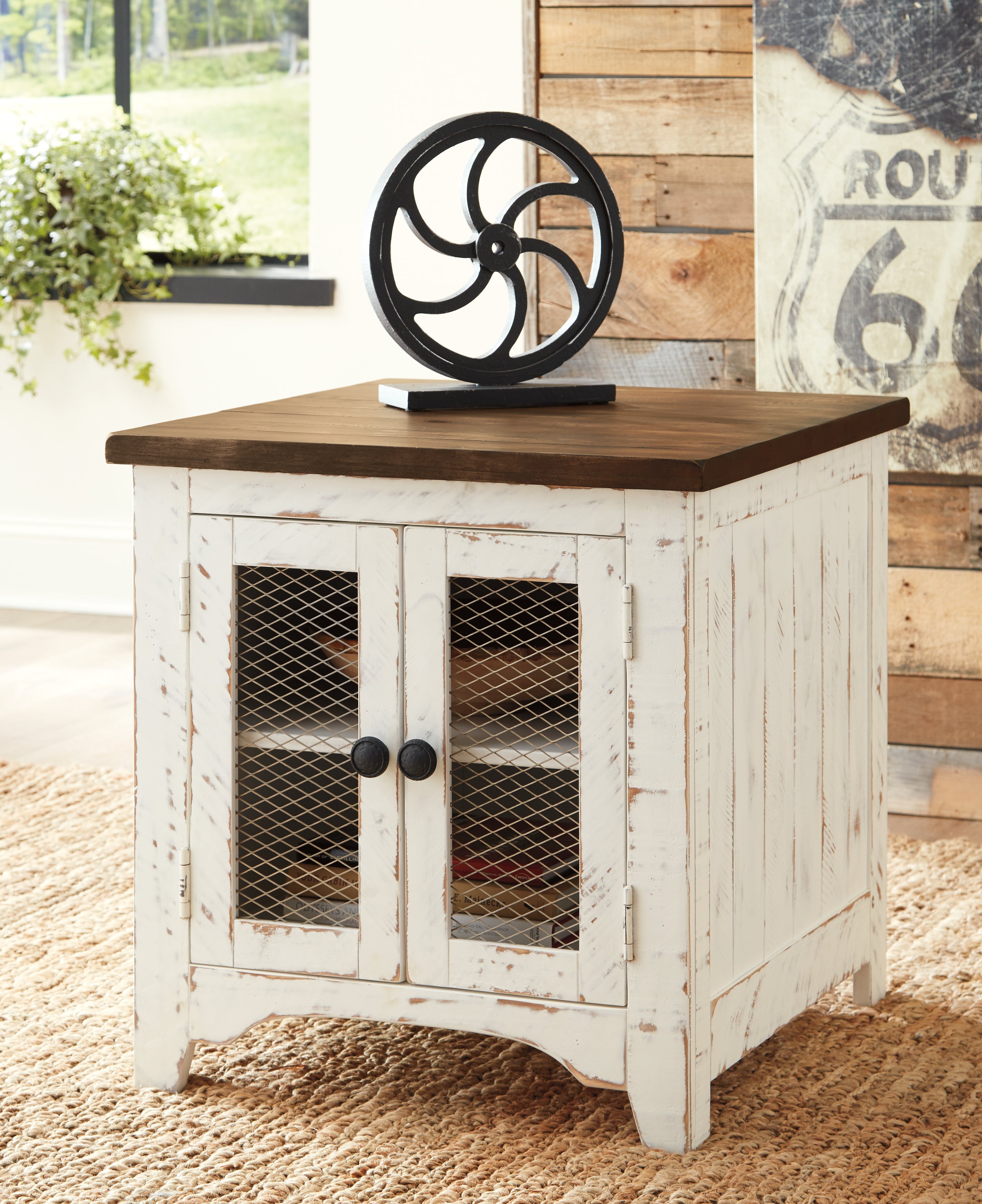 Wystfield End Table Ashley Furniture