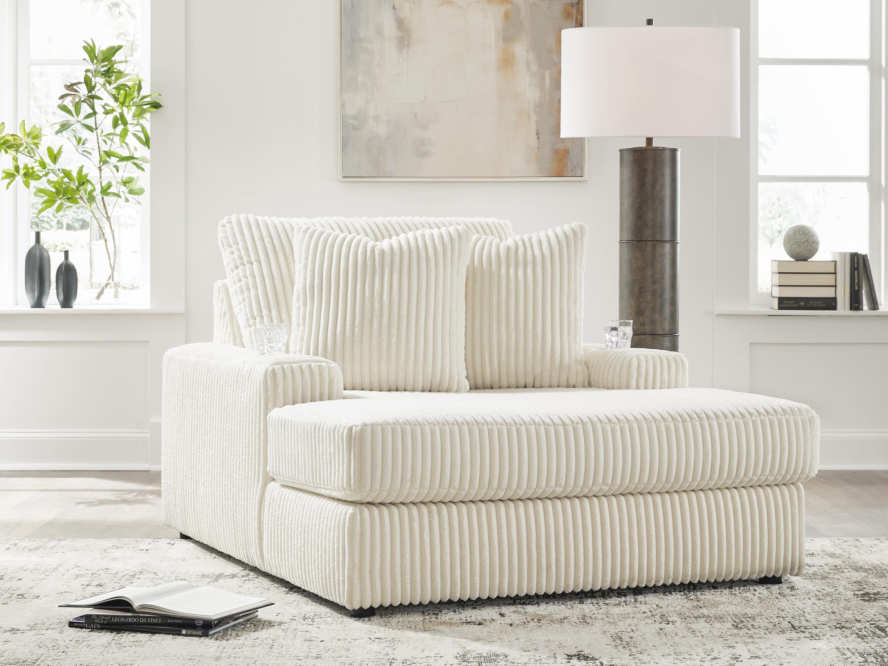 J&M Furniture - Ashley Furniture - Lindyn Chaise - Chaise / Ivory - 2110415