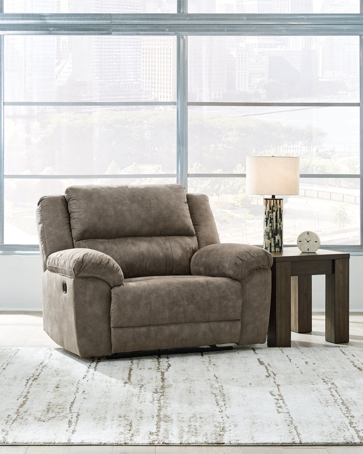 J&M Furniture - Ashley Furniture - Laresview Oversized Recliner - Zero Wall Wide Seat Recliner - 3720352