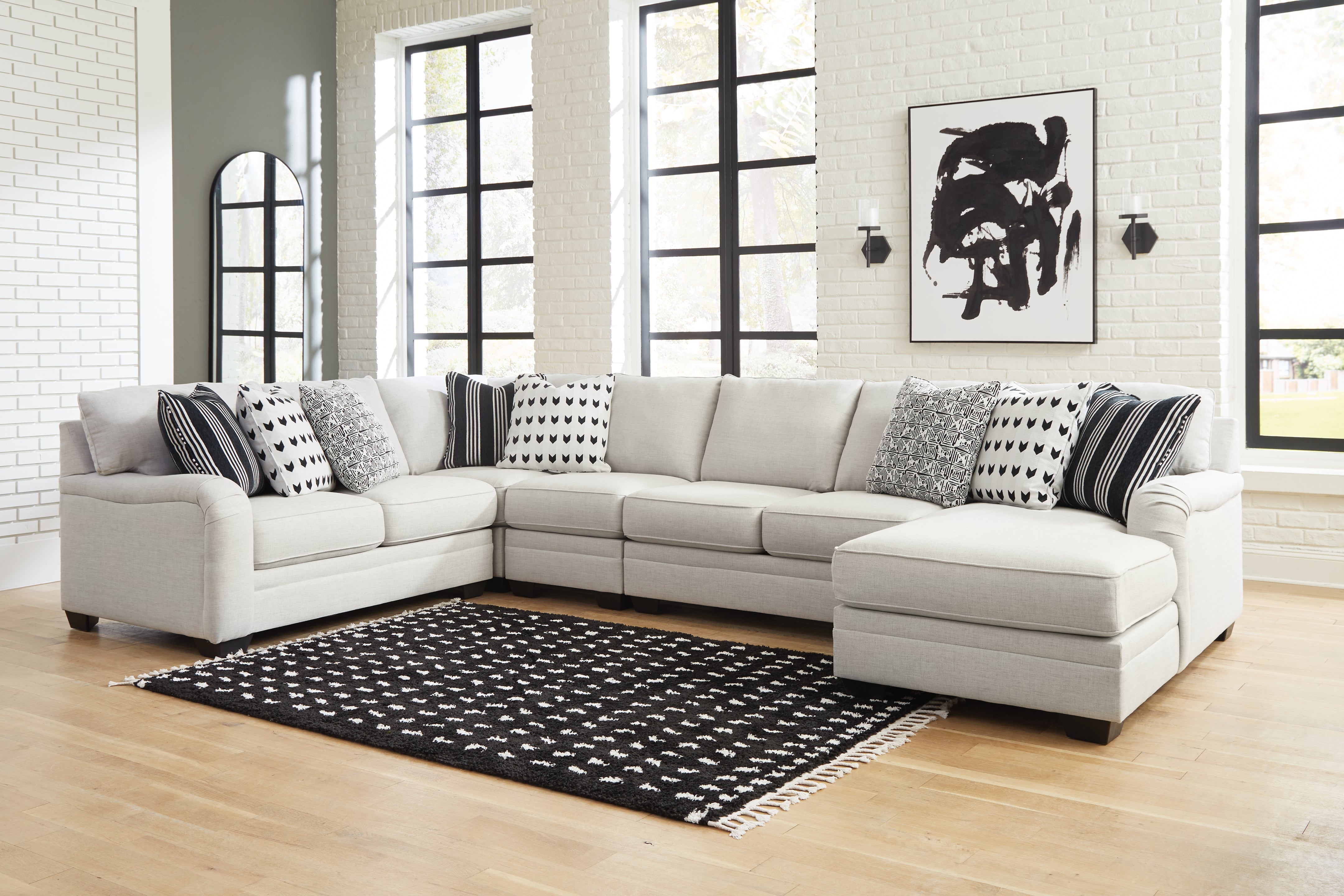 J&M Furniture - Ashley Furniture - Huntsworth 5-Piece Sectional with Chaise - RAF 5-Piece Sectional with Chaise - 39702S6