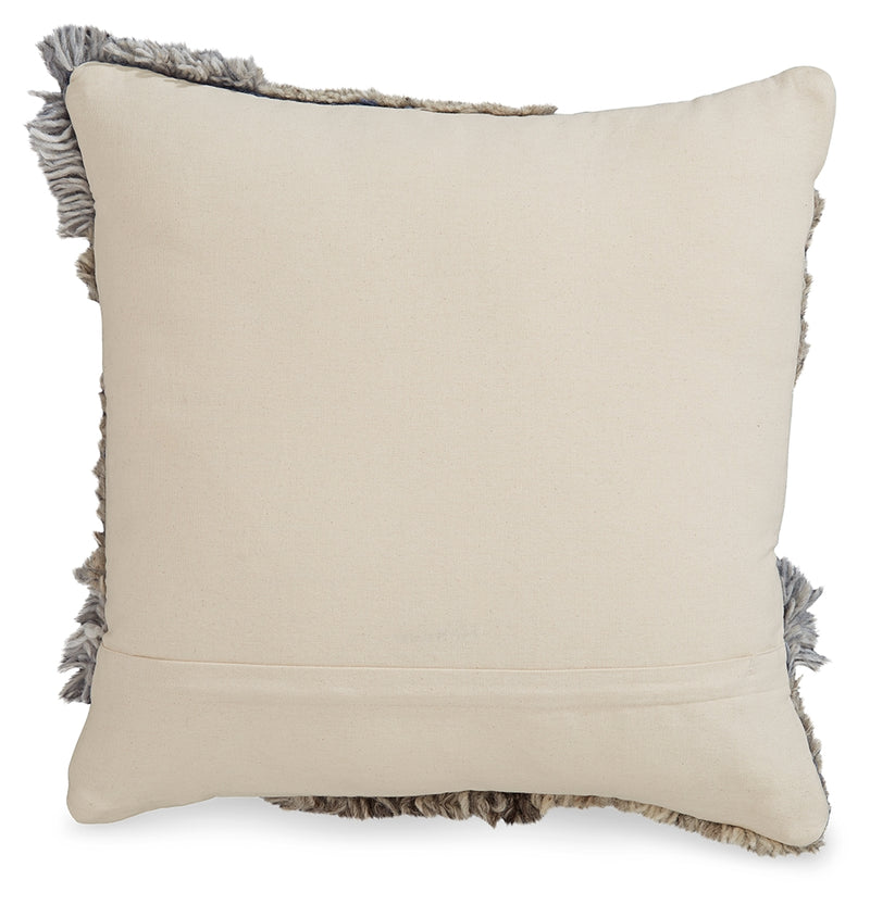Gibbend Pillows