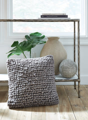 J&M Furniture - Ashley Furniture - Aavie Pillow (Set of 4) - Pillow (4/CS) / Gray - A1000977