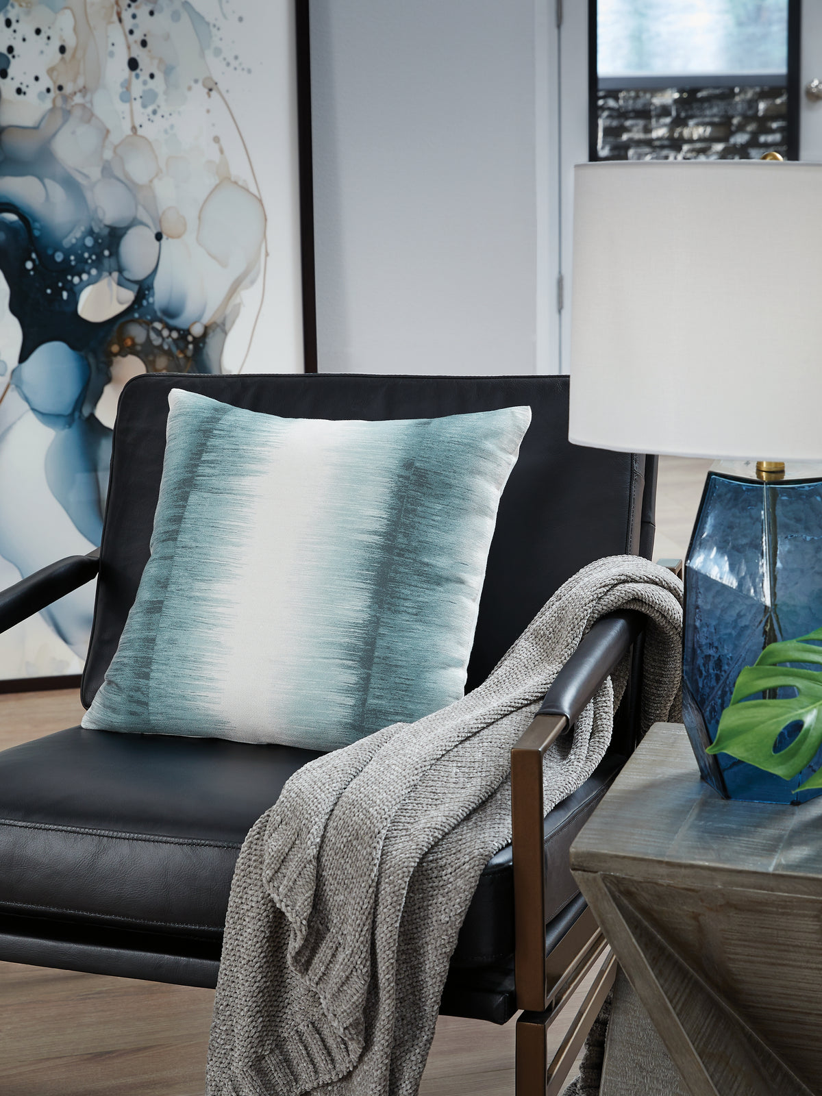 J&M Furniture - Ashley Furniture - Elonwich Pillow - Pillow / Teal/White - A1001106P