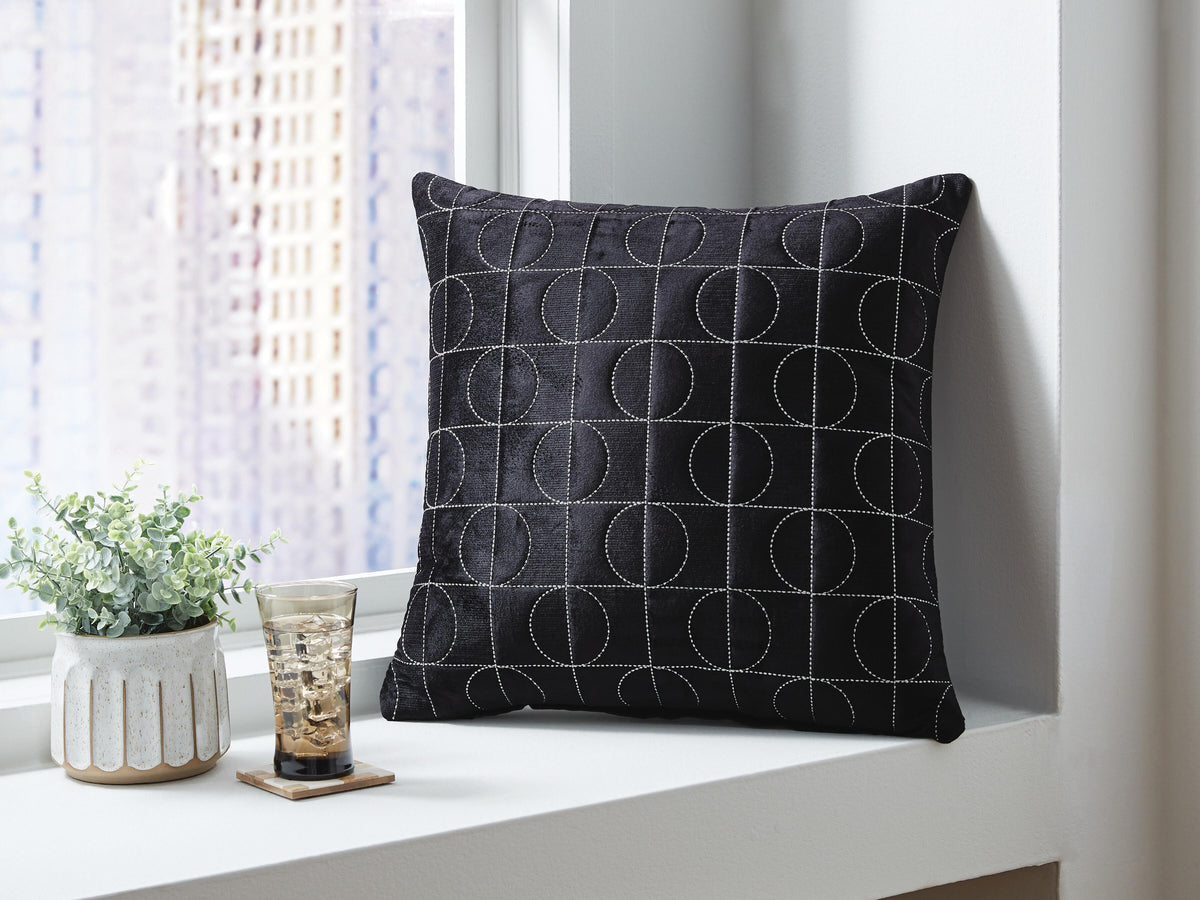 J&M Furniture - Ashley Furniture - Kydner Pillow (Set of 4) - Pillow (4/CS) - A1001108