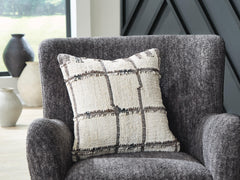 J&M Furniture - Ashley Furniture - Wimings Pillow (Set of 4) - Pillow (4/CS) - A1001167