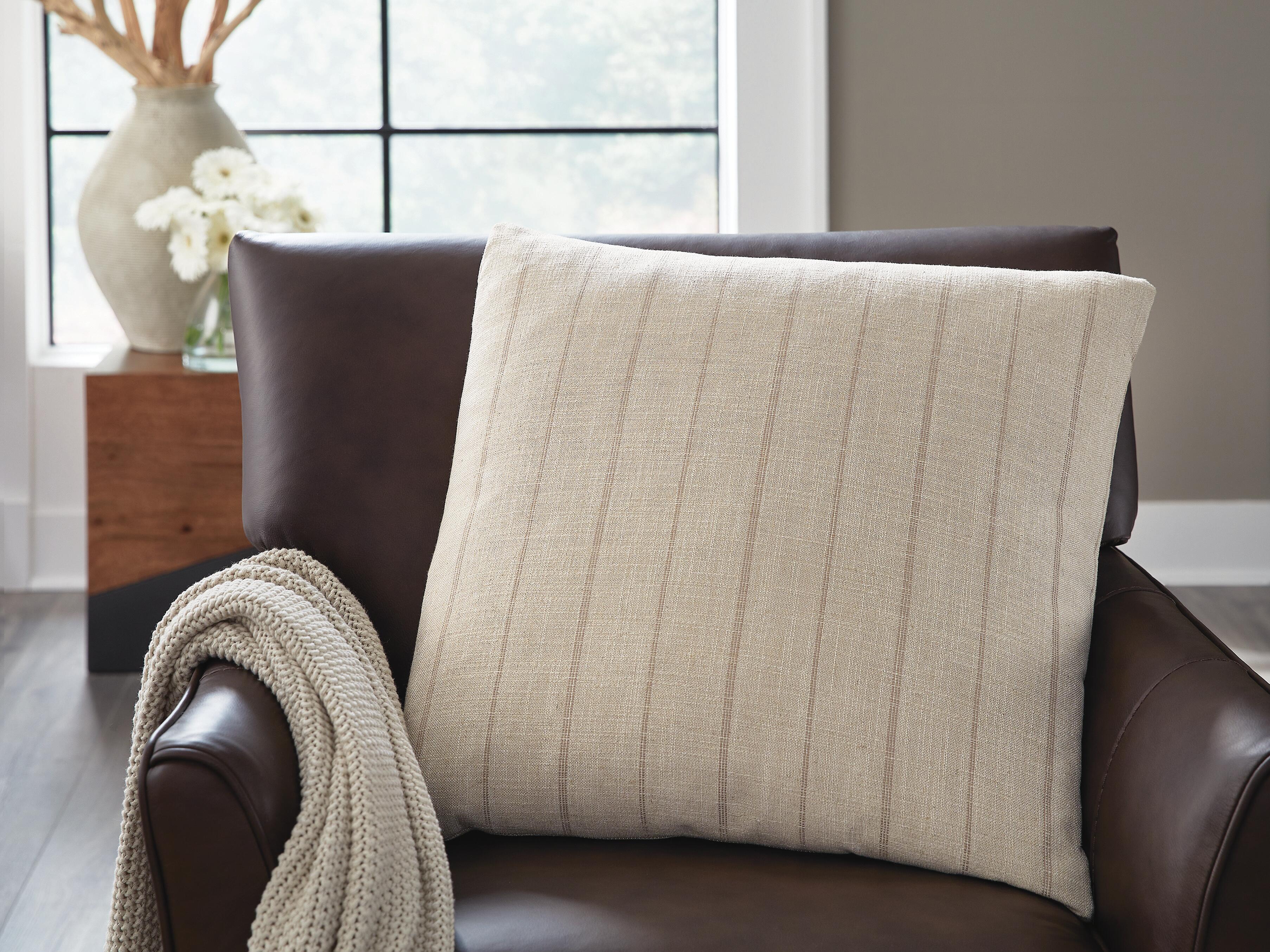 J&M Furniture - Ashley Furniture - Valwick Pillow (Set of 4) - Pillow (4/CS) - A1001180