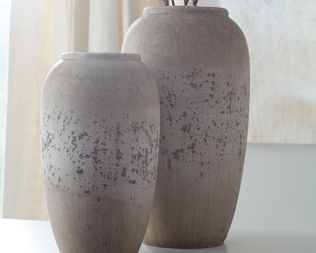 J&M Furniture - Ashley Furniture - Dimitra Vase (Set of 2) - Vase Set (Set of 2) / Brown/Cream - A2000110