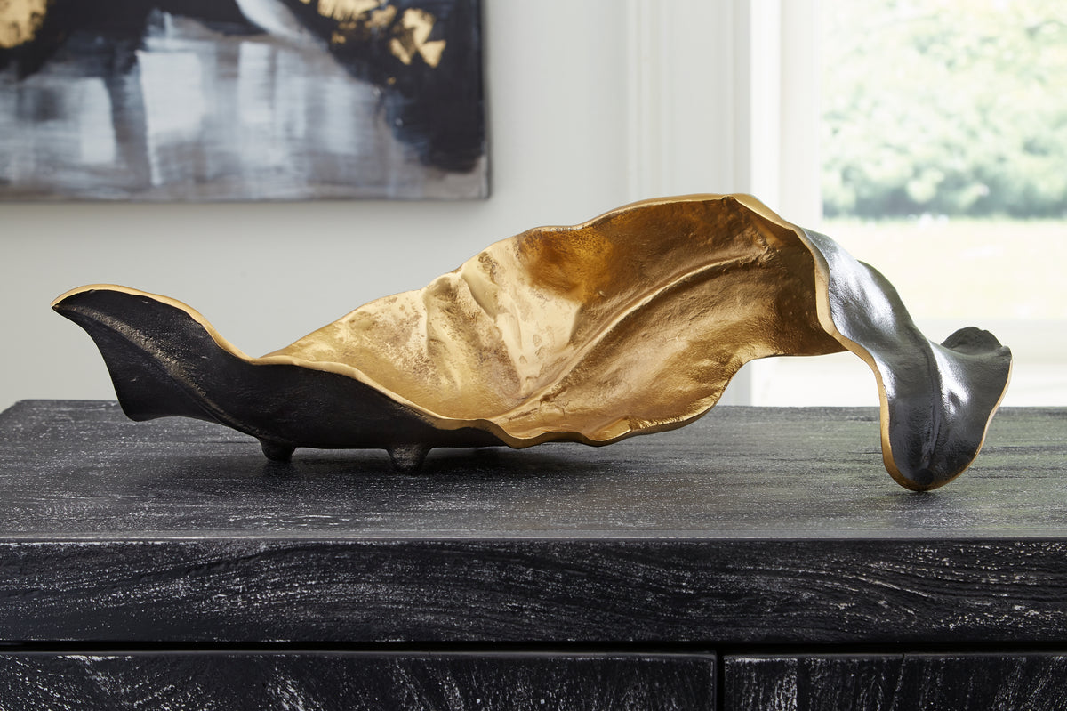 J&M Furniture - Ashley Furniture - Melinda Sculpture - Sculpture / Black/Gold Finish - A2000416