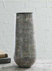 J&M Furniture - Ashley Furniture - Fynn Vase - Vase / Antique Gray - A2000515