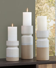 J&M Furniture - Ashley Furniture - Hurston Candle Holder (Set of 3) - Candle Holder Set (3/CN) / Ivory/Brown - A2000583