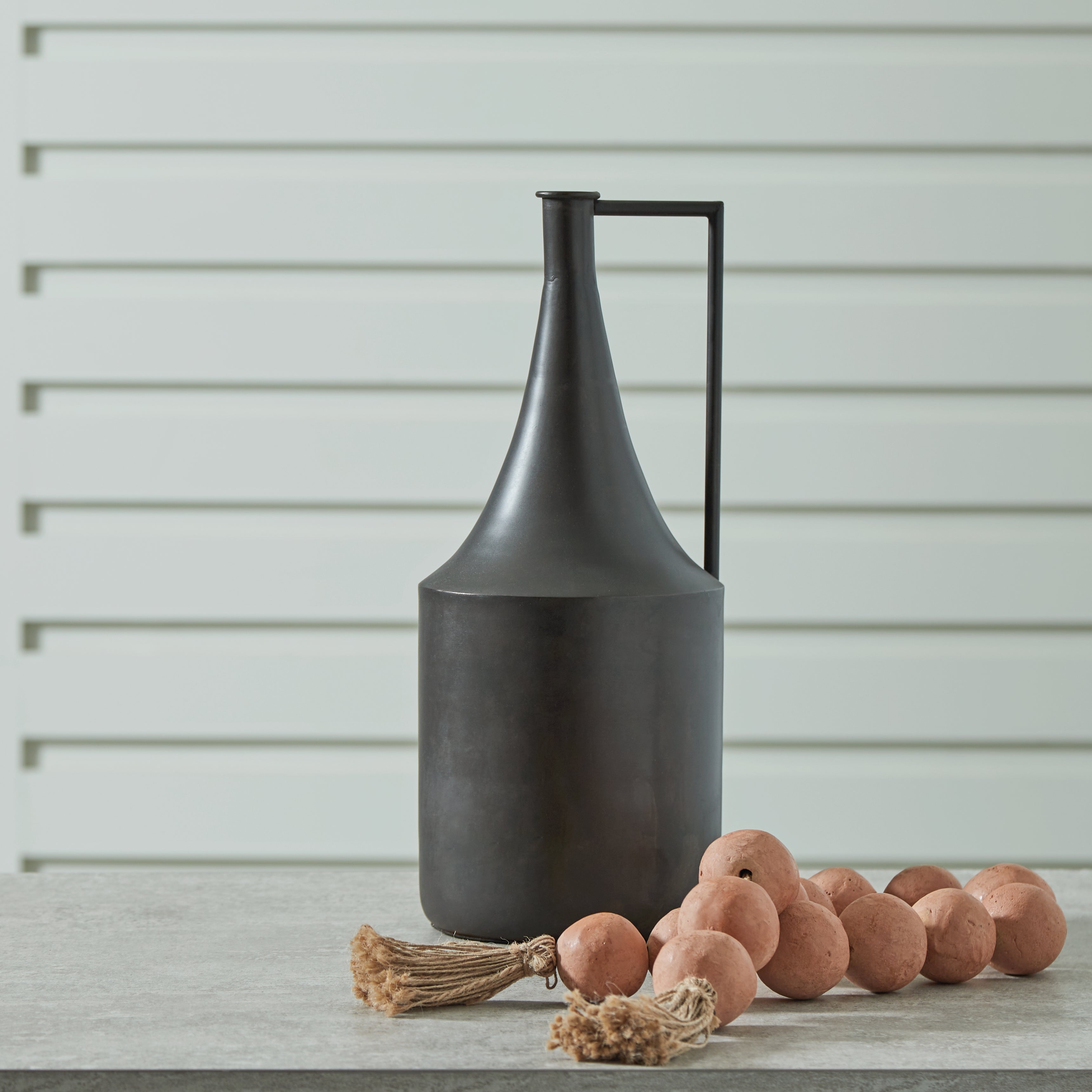 J&M Furniture - Ashley Furniture - Zainforth Vase - Vase / Distressed Brown - A2000694
