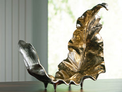 J&M Furniture - Ashley Furniture - Darinsen Sculpture - Sculpture / Gold/Silver Finish - A2000785