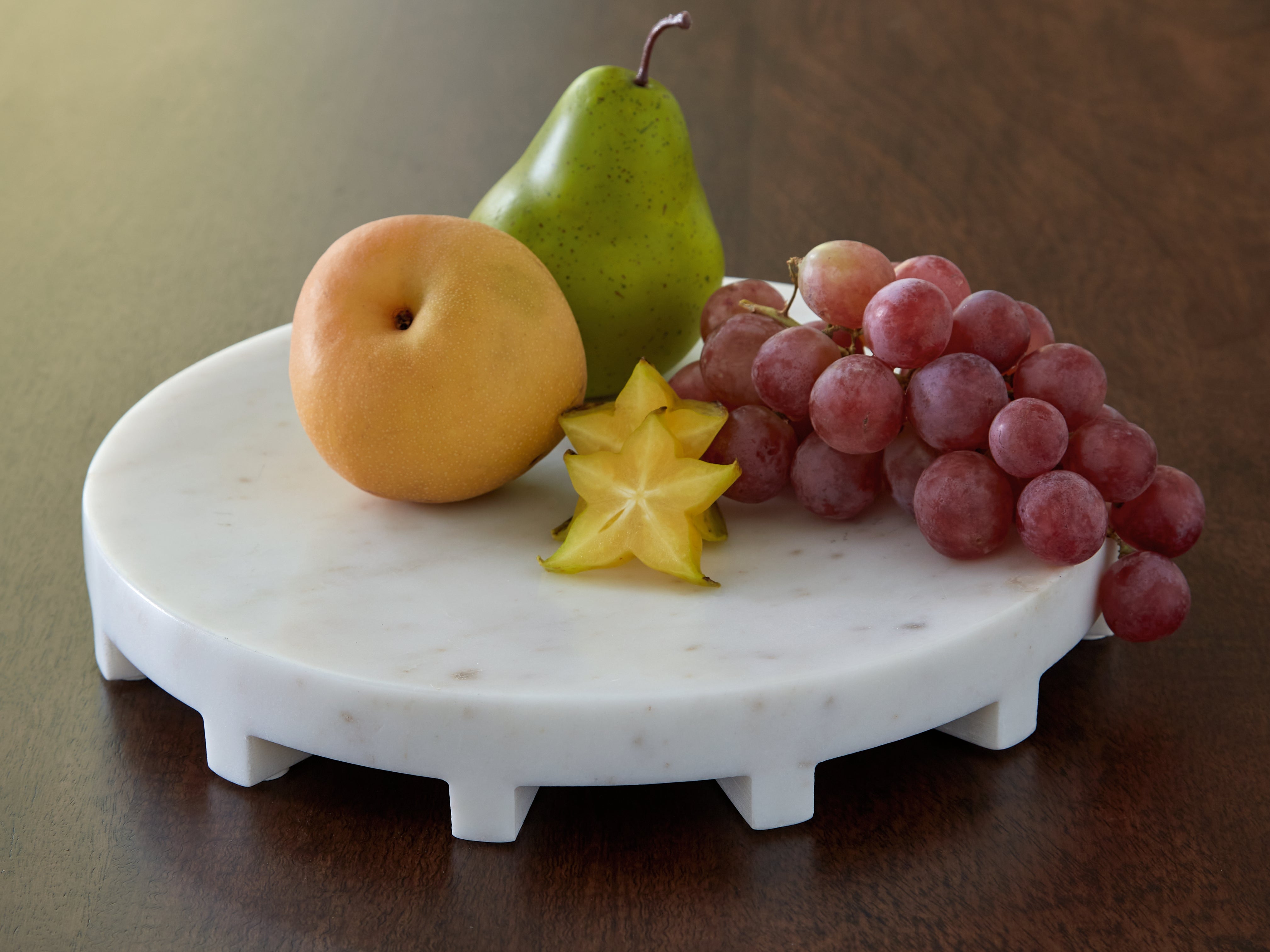J&M Furniture - Ashley Furniture - Wainmoore Tray - Tray / White - A2000796
