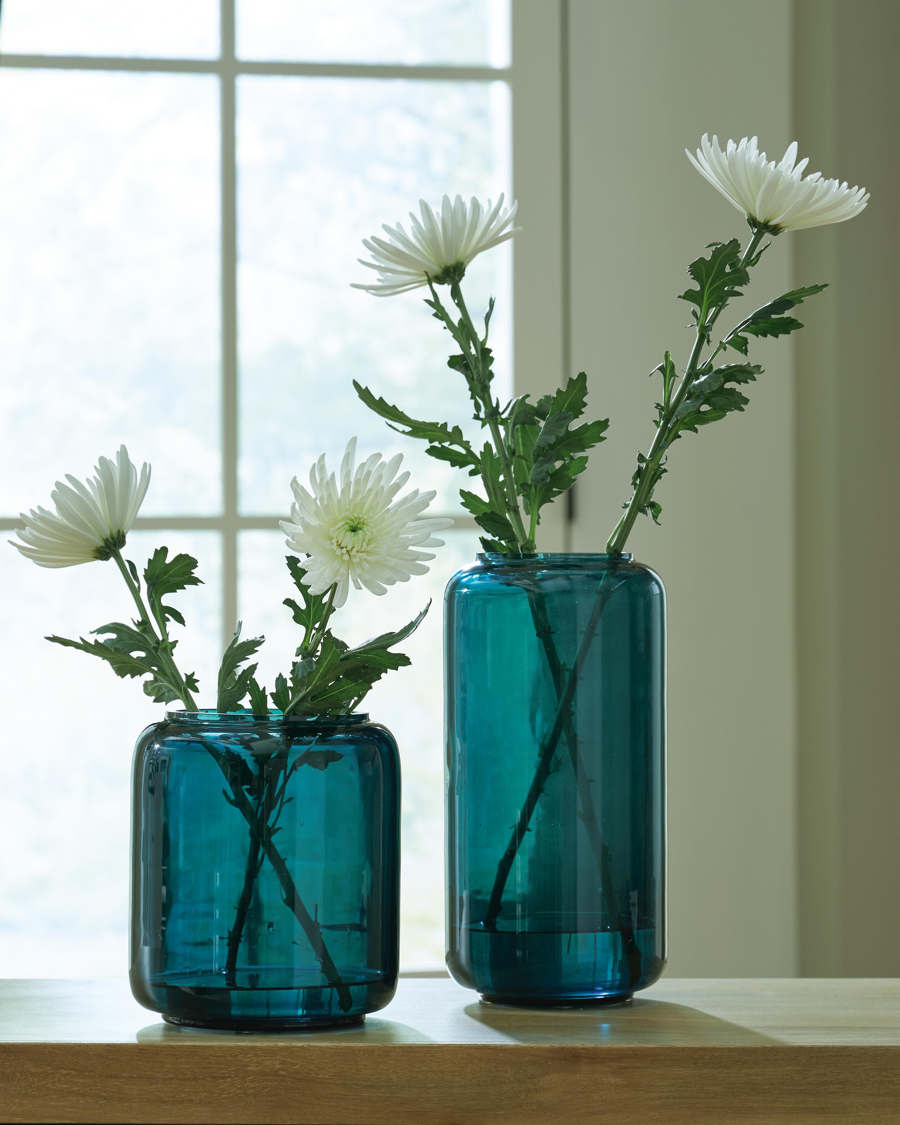 J&M Furniture - Ashley Furniture - Inisland Vase Set (Set of 2) - Vase Set (Set of 2) - A2000797A1