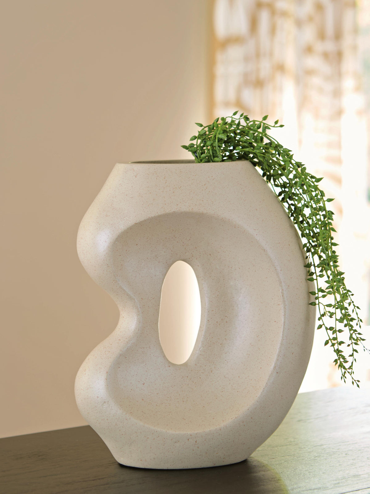 J&M Furniture - Ashley Furniture - Odion Vase - Vase - A2000841