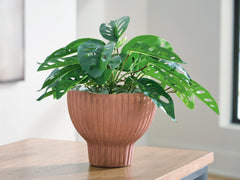 J&M Furniture - Ashley Furniture - Orban Vase - Vase - A2000886